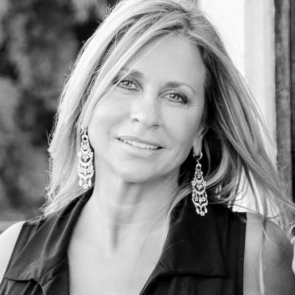 Christine Eckart Key West, FL Real Estate Agent Headshot