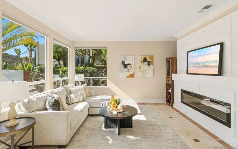 12304 Dormouse Rd, San Diego, CA 92129