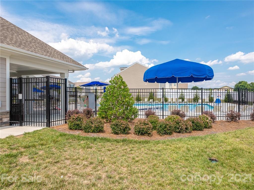1223 Kent Downs Ave #62