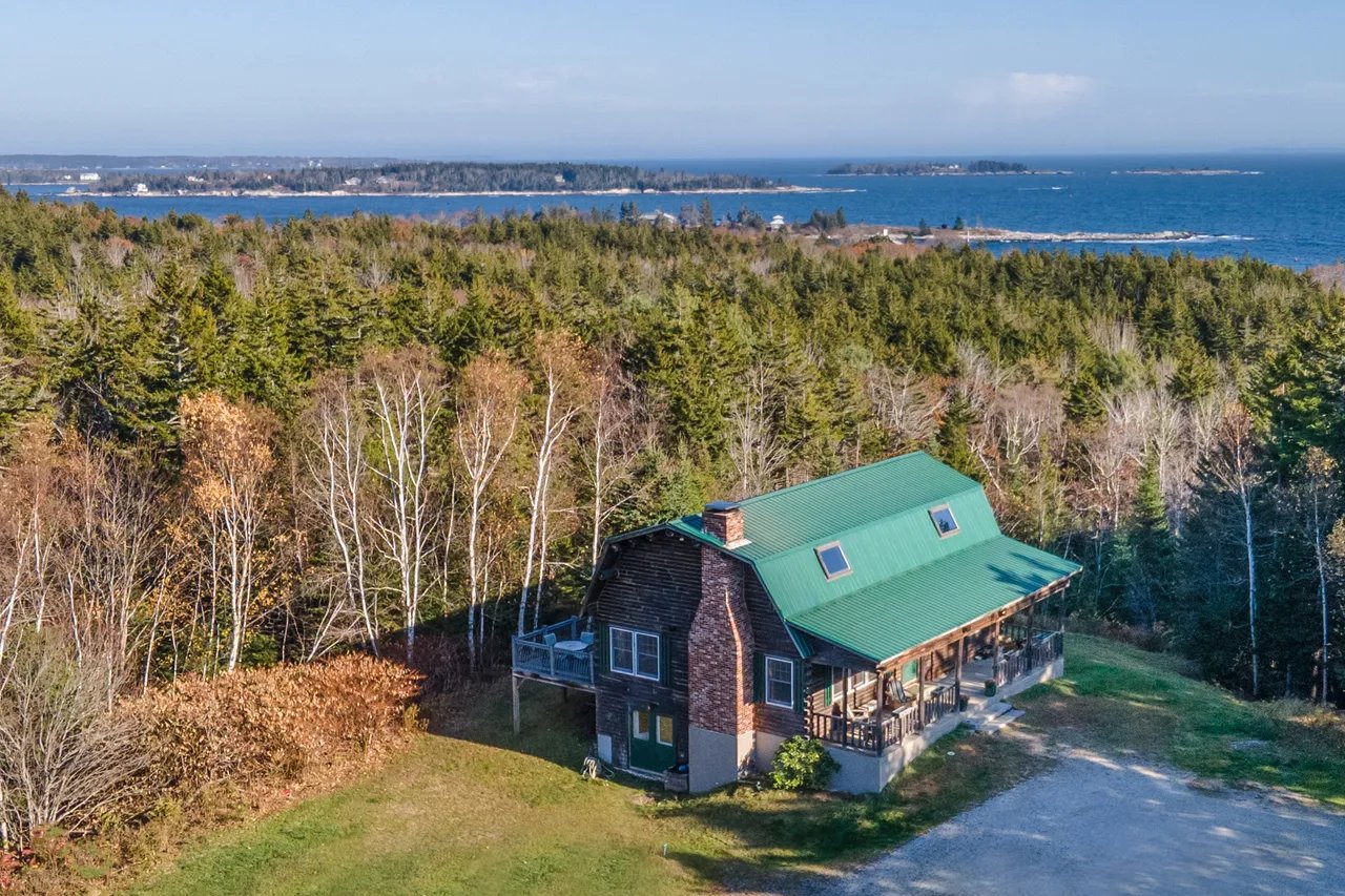 Home for Sale – 830 Ocean Point Road, Boothbay, ME – $586,000