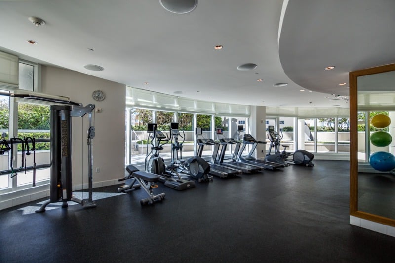 Falcon+Gonsalves List Mid-Miami Beach Mosaic $2.850M Sky Home