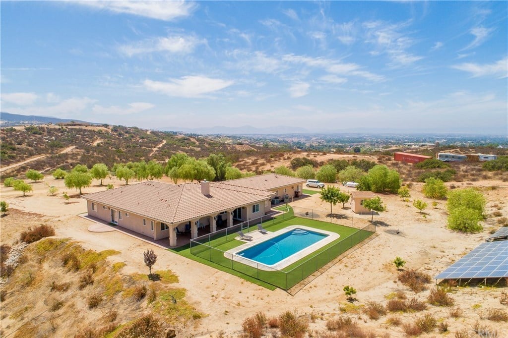 39013 Paso Robles