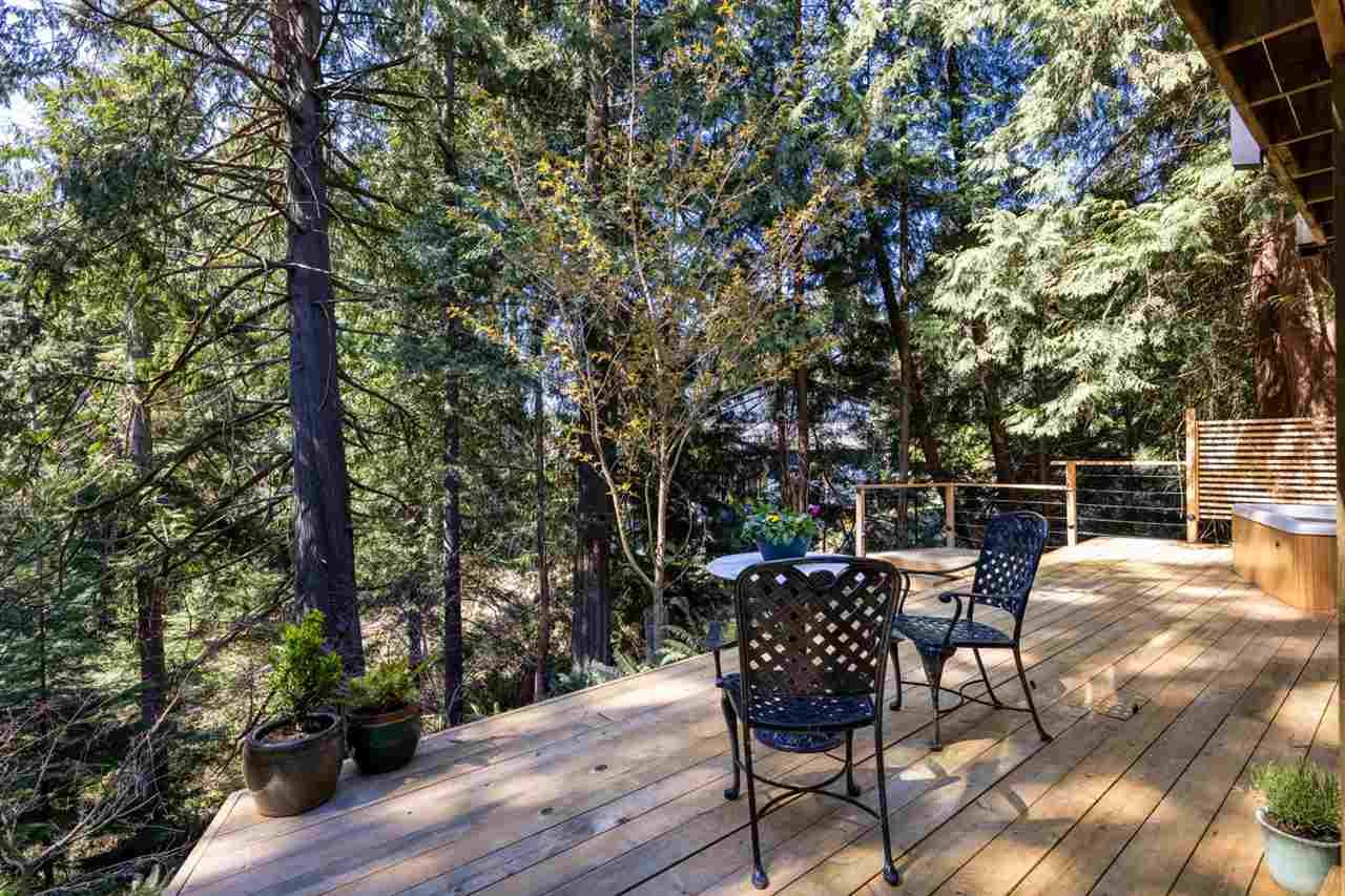 946 Spyglass Rd
