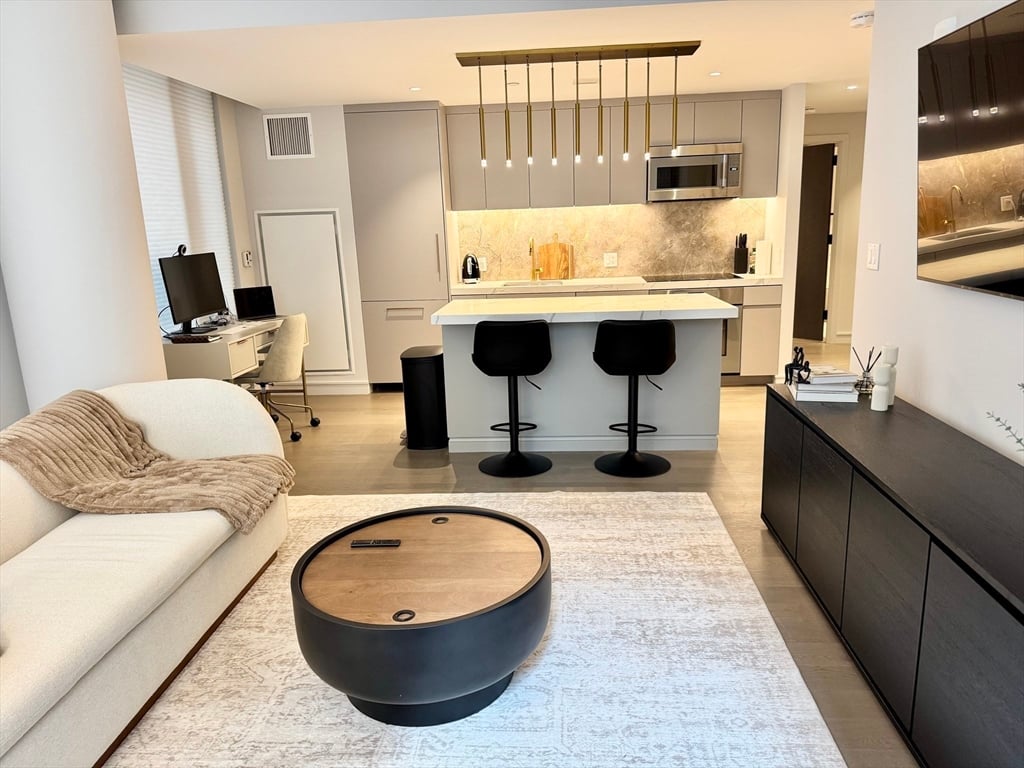 55 Lagrange St, Unit 304