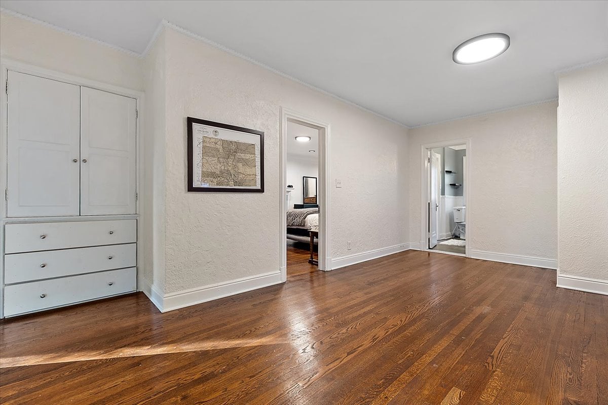 18214 Parkside Street