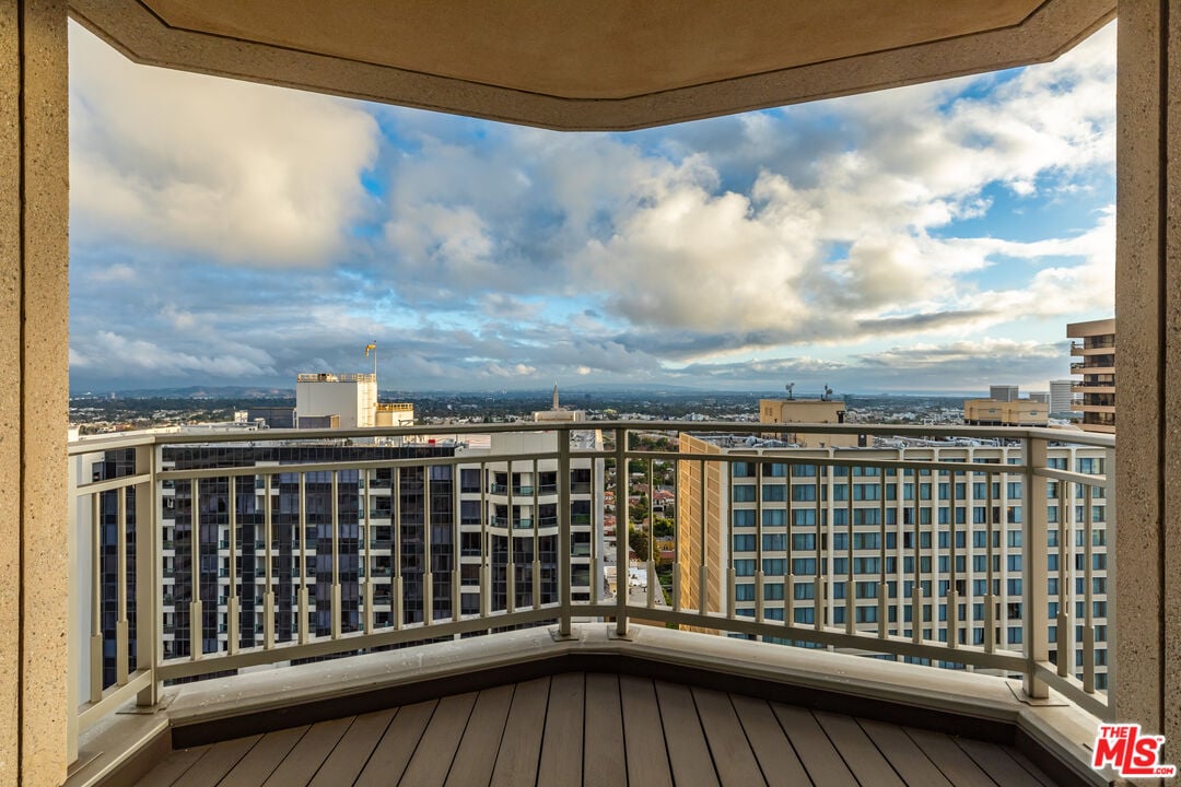 10727 Wilshire Blvd #1805