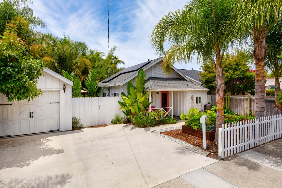 1721 Santa Barbara St