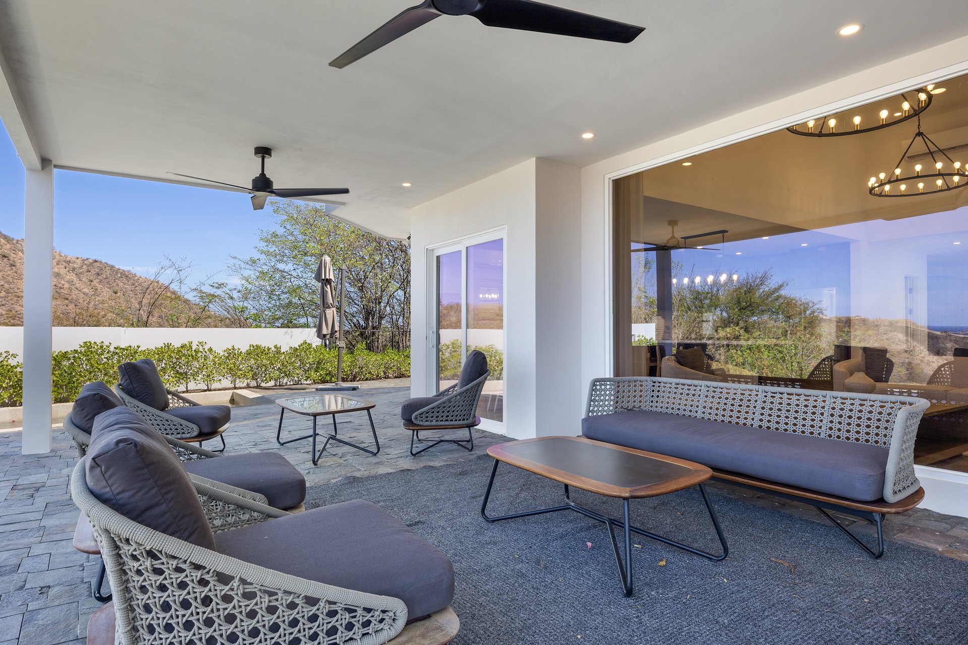 Casa Sunset | Luxurious Ocean-View Villa with Infinity Pool in Mar Vista