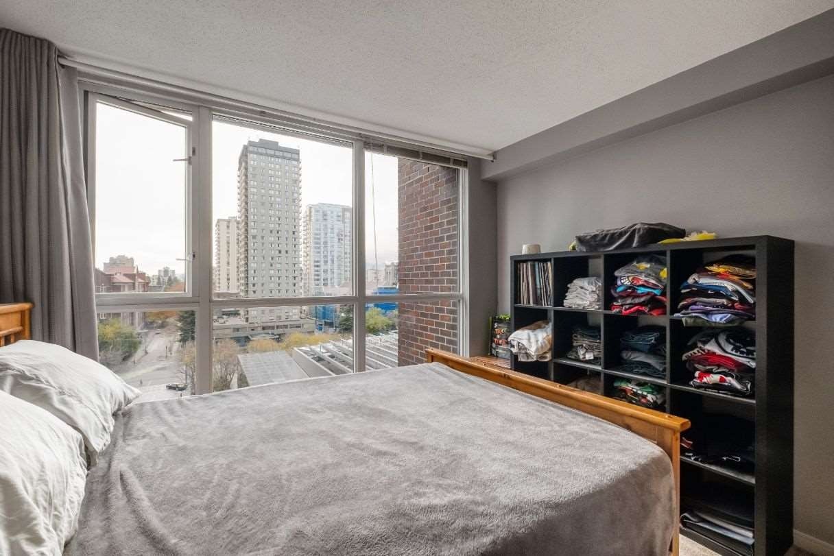 1068 Hornby St, #1405