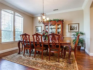 216 Robin Ridge Dr