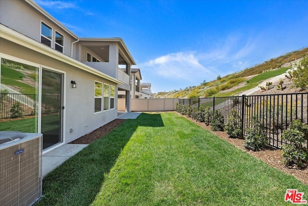 Lyra Plan 3 Home at Skyline Ranch