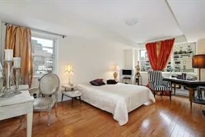 20 East 68th Street Unit: 9F