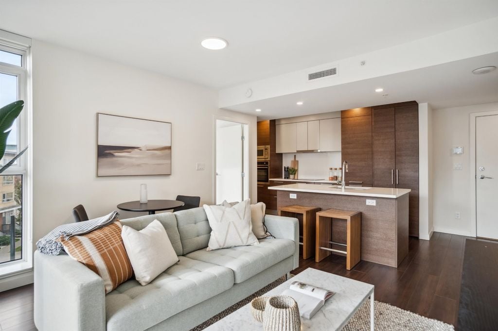 285 E 10th Ave, #309