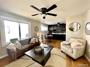 1228 E JARVIS Avenue, Hazel Park 48030
