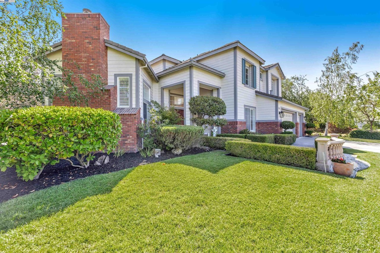 6212 Detjen Ct