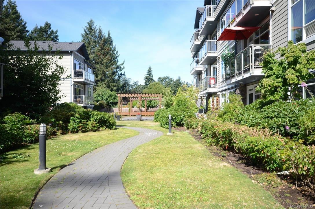 111-611 GOLDSTREAM Ave