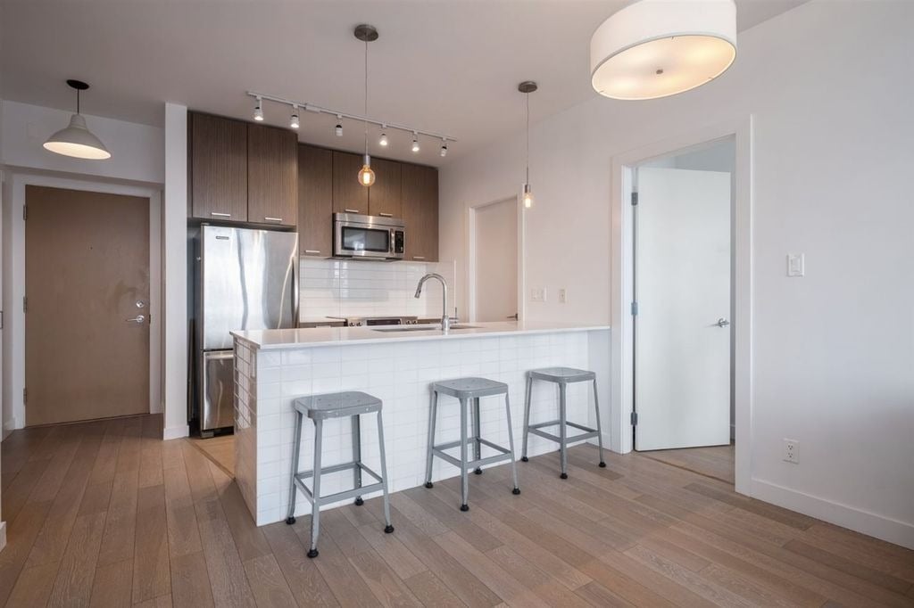 2321 Scotia St, #507