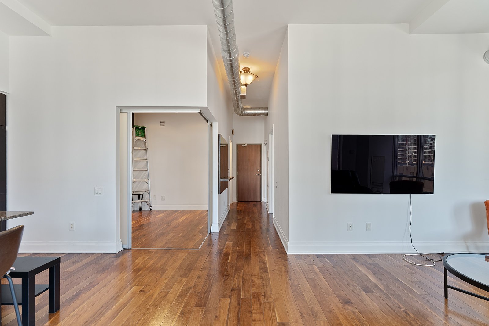 2191 Yonge Street Unit: L7