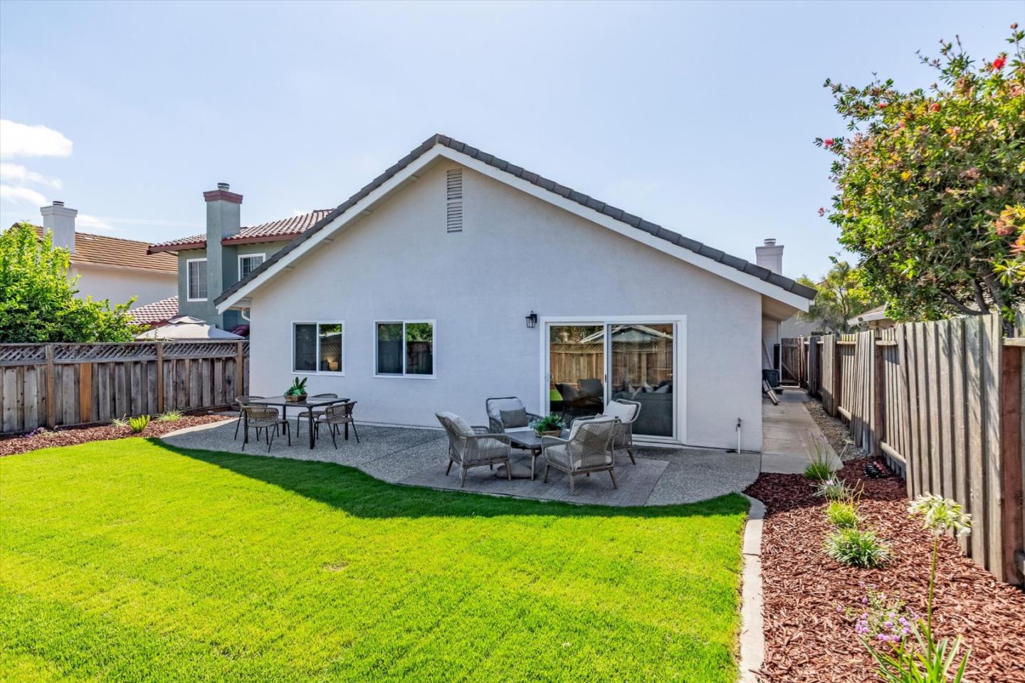 Stunning One Level Ponderosa !