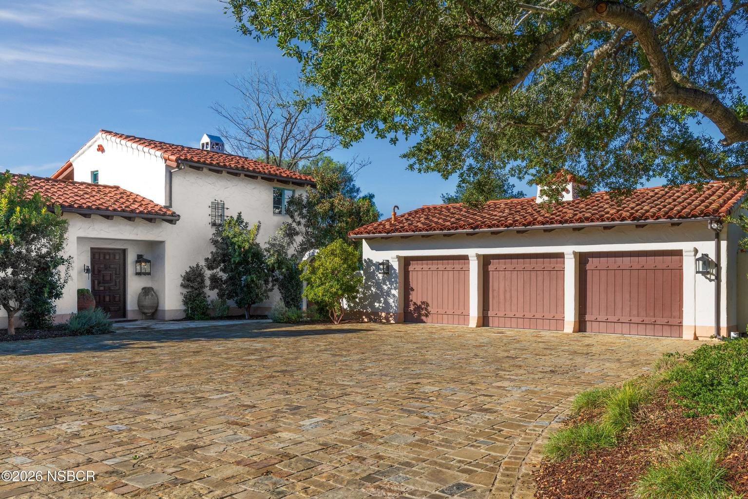 2830 Calzada Ave