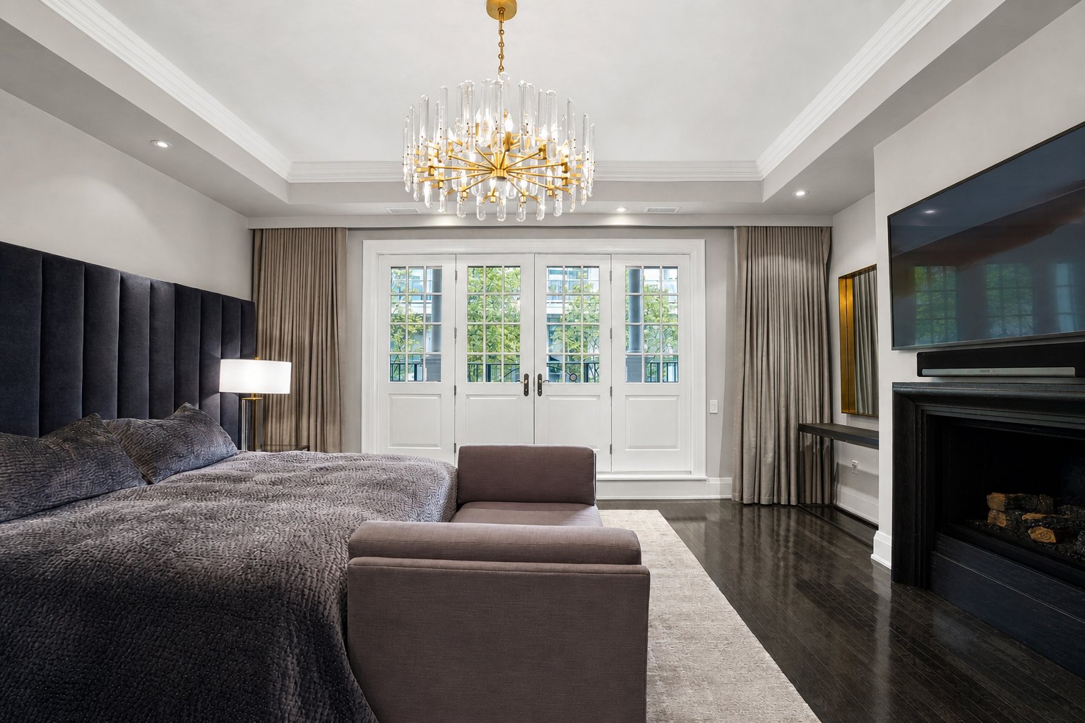 Impeccably Renovated Luxury Townhome