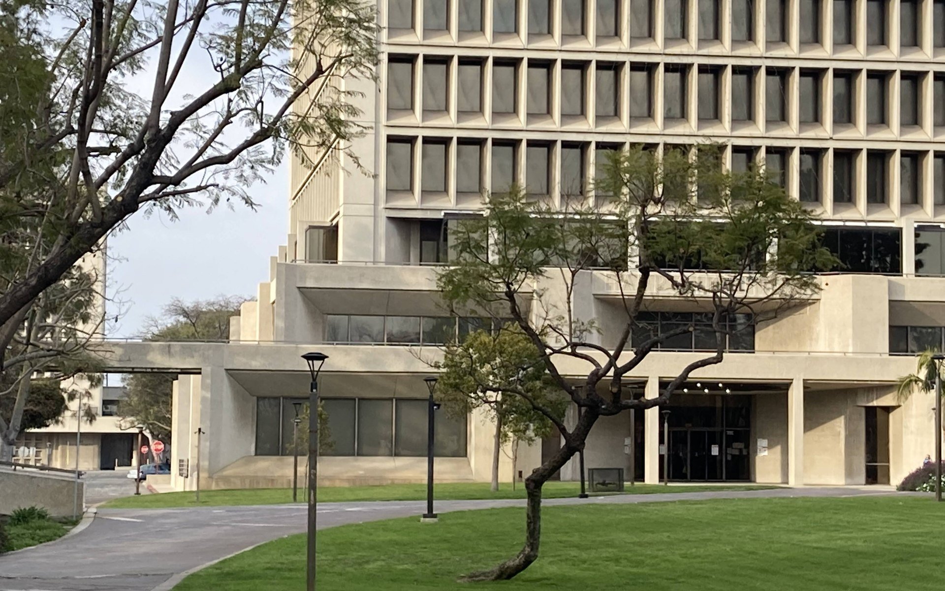 Inglewood City Hall and its landscaped civic grounds, 2021