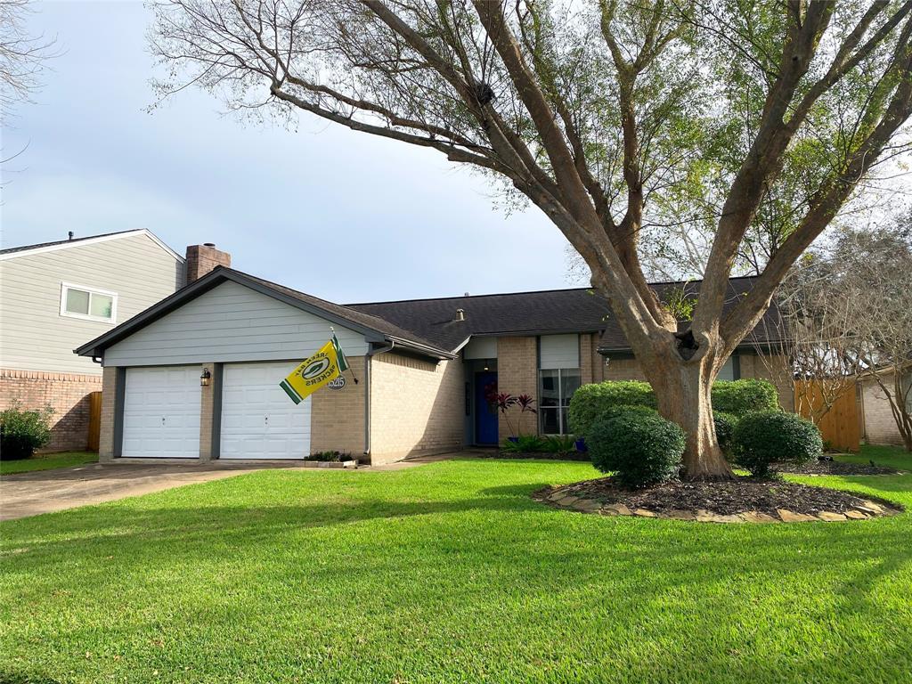 15215 Wickmere Dr