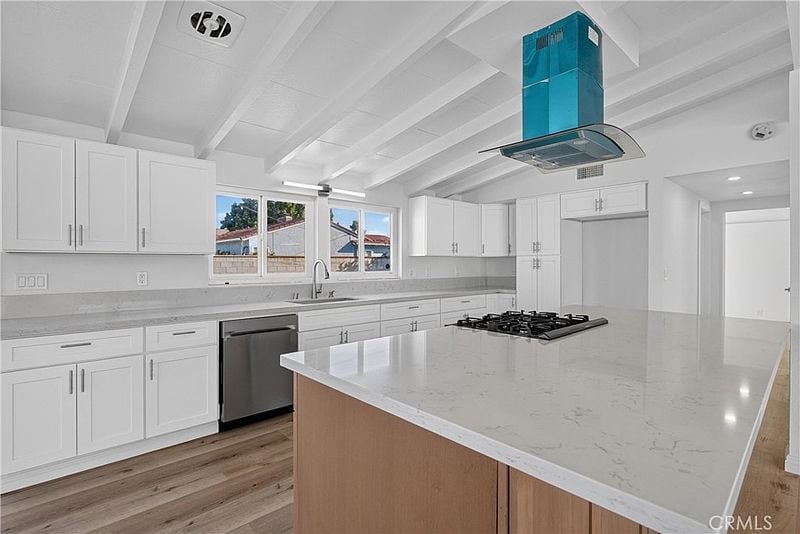 2381 W Transit Ave