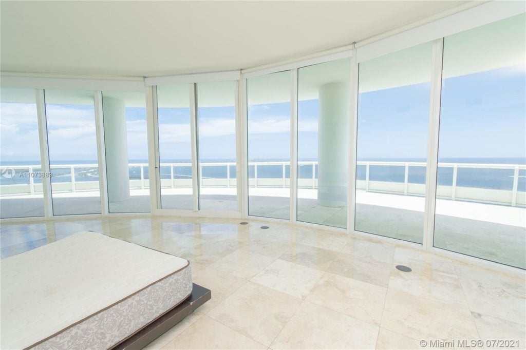 Brickell’s Santa Maria PH4302 Sold at $5,350,000
