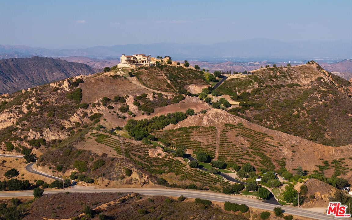 340 Kanan Dume Rd