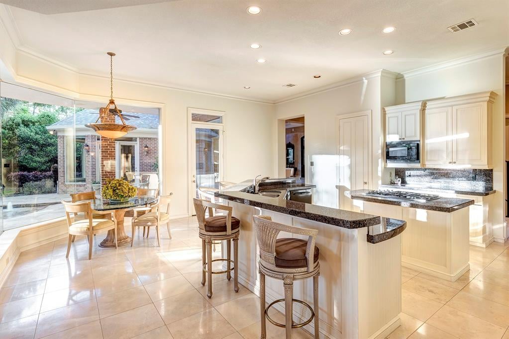 135 Hickory Ridge Dr