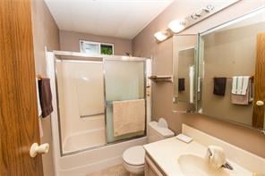 2165 Summergate Blvd, Sidney