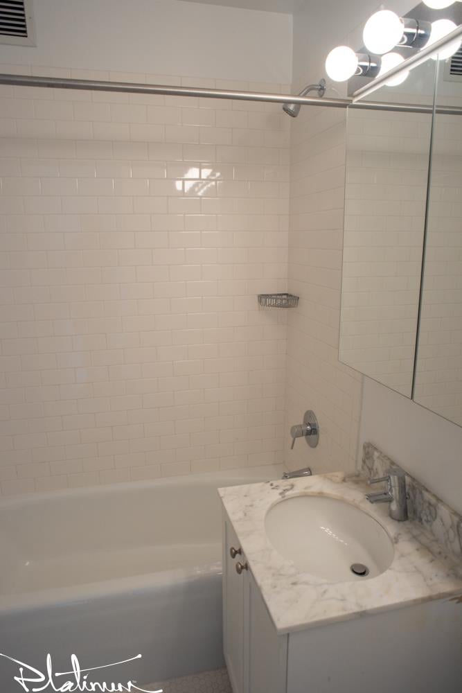 455 West 37th Street, Apt 1609