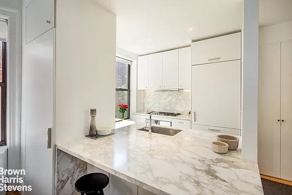 107-111 West St Unit: 3D