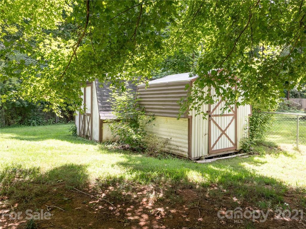 10116 Windrift Rd
