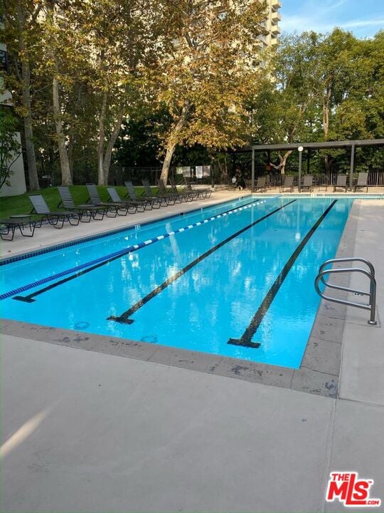 2132 Century Park Ln, #215