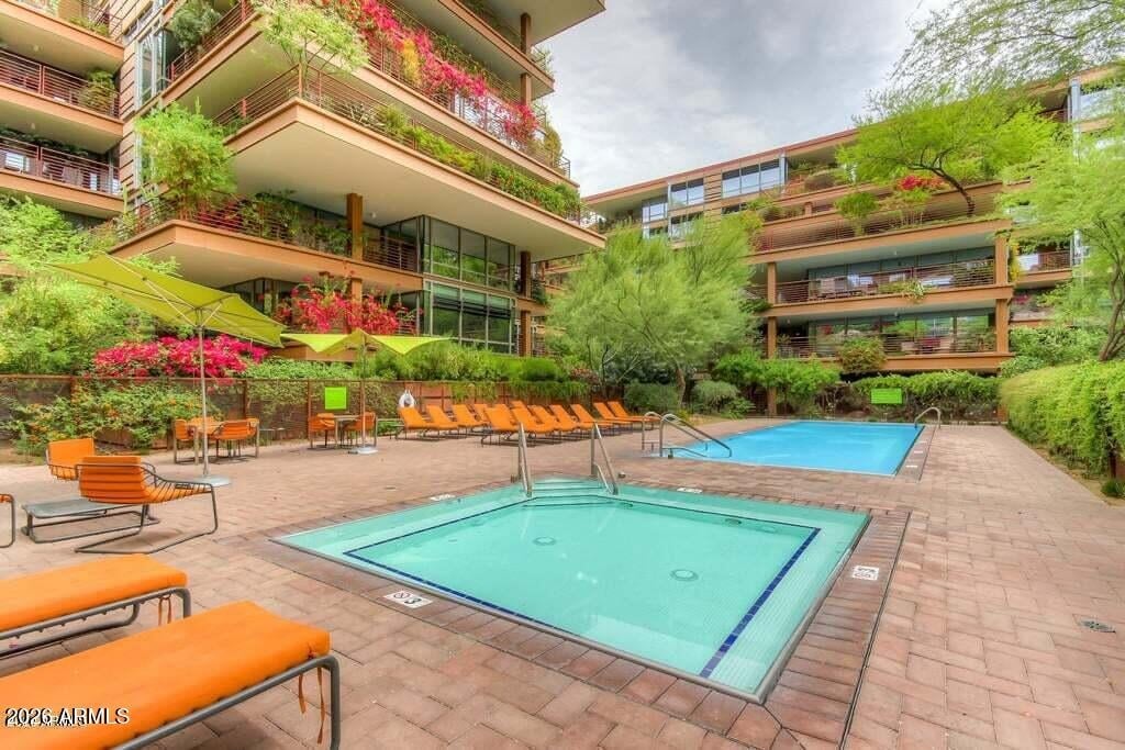 7157 E Rancho Vista Dr #4006