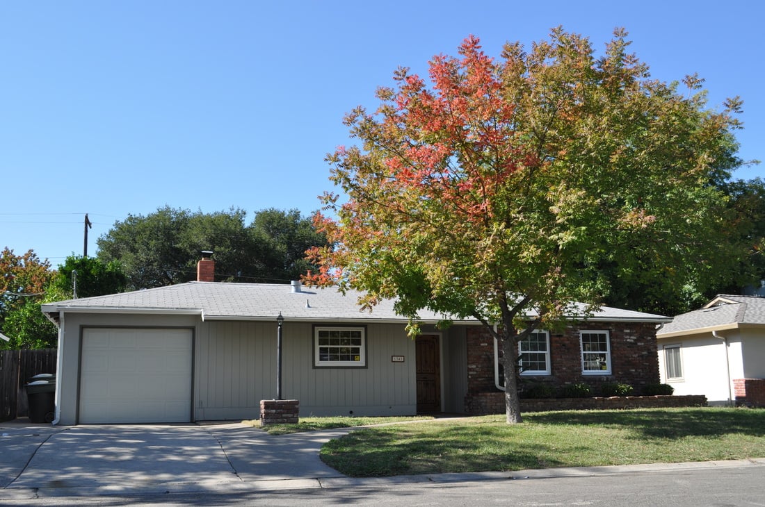 New Listing in Arden Manor! 1345 Wyant Way Sacramento, CA 95864