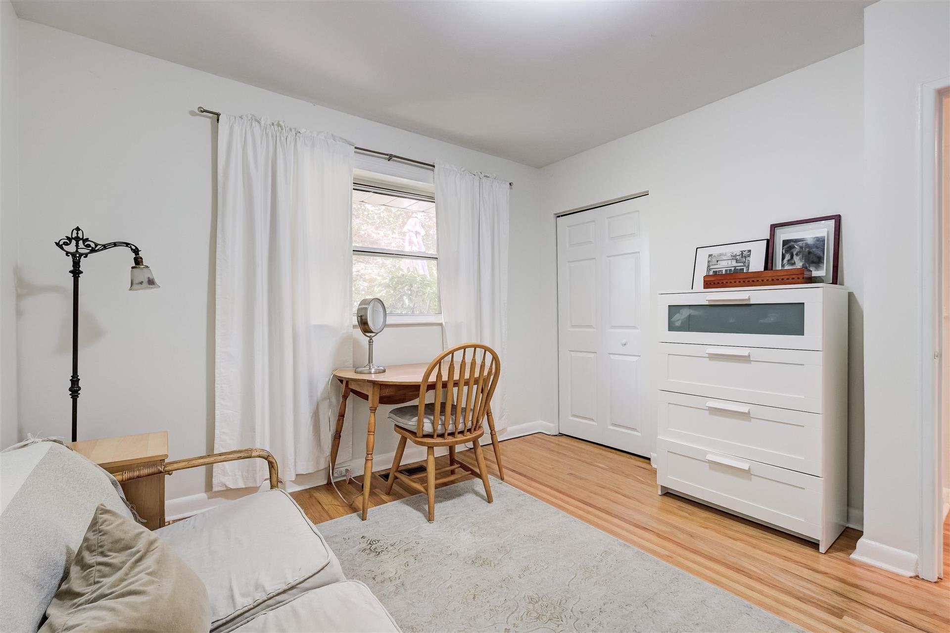 40 Nuffield Dr