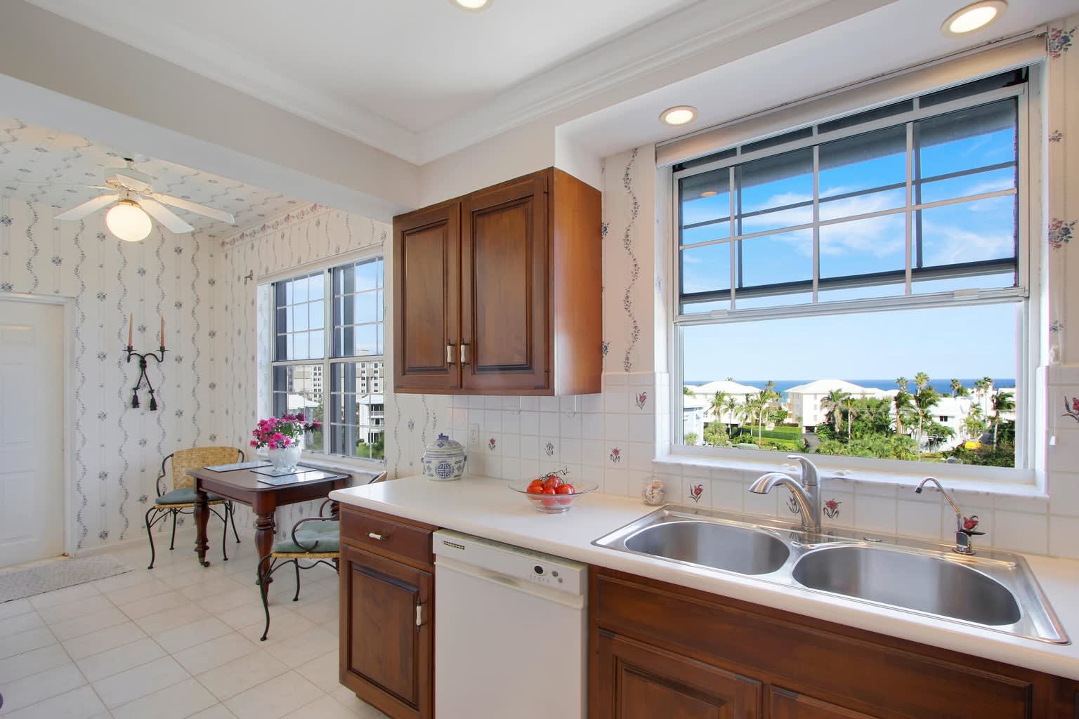 2150 S Ocean Blvd #7-J