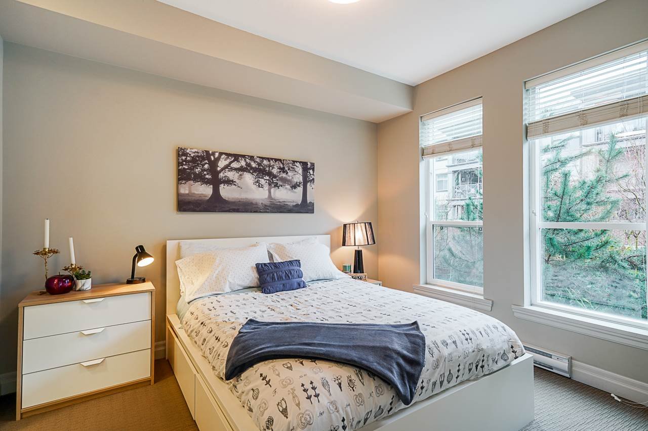 215-2343 Atkins Ave