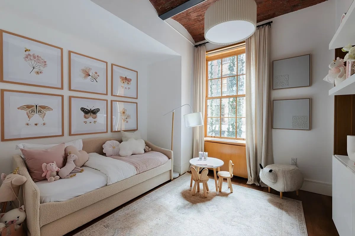 36 Bleecker Street, 3D