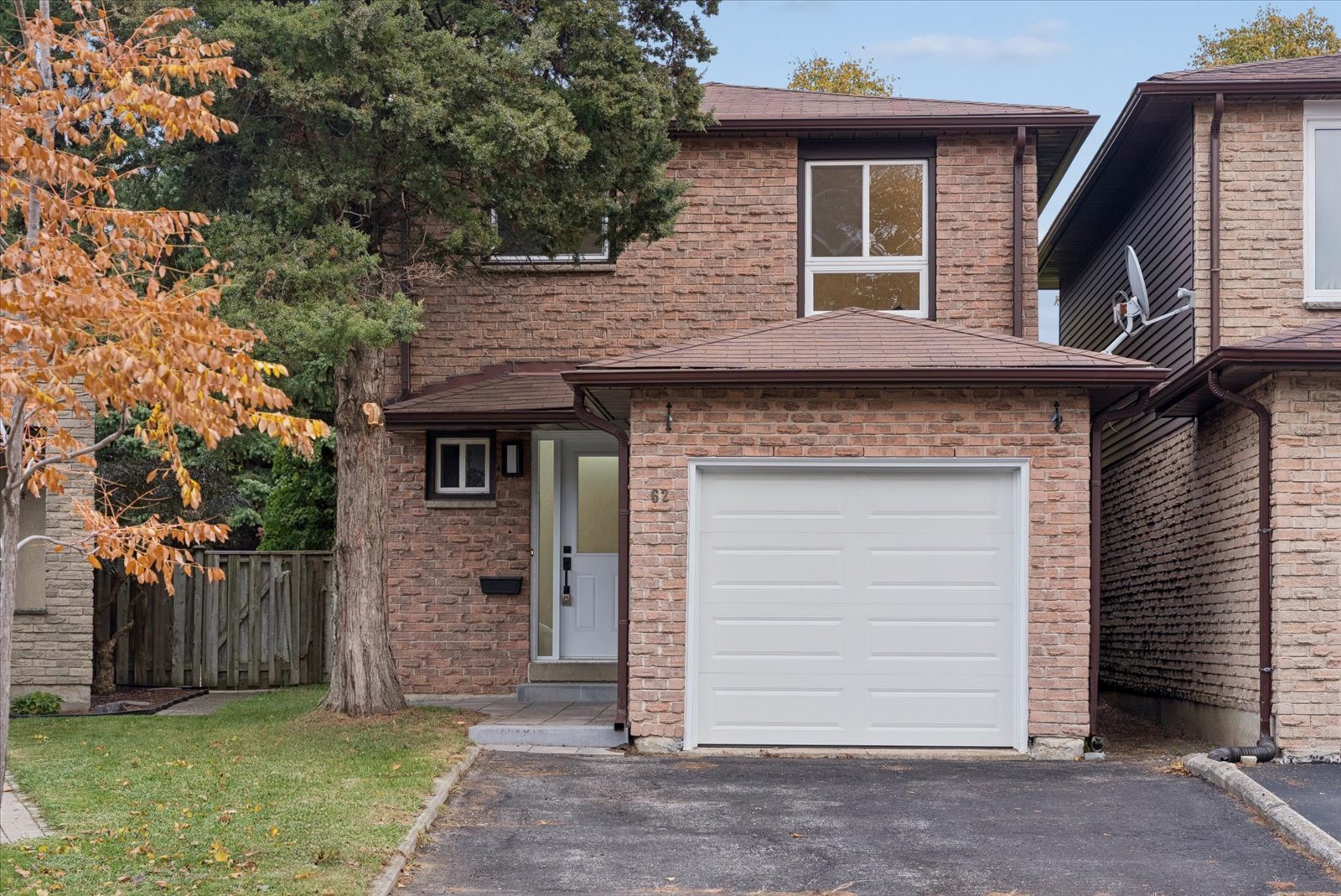 62 Pepperell Cres