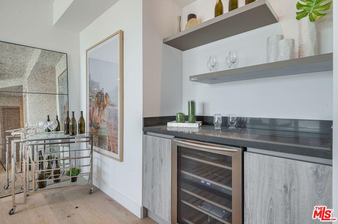 1367 N Alta Vista BLVD Unit: 304