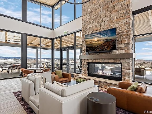 📍 Now Showing: Your Dream Home in Montaine!