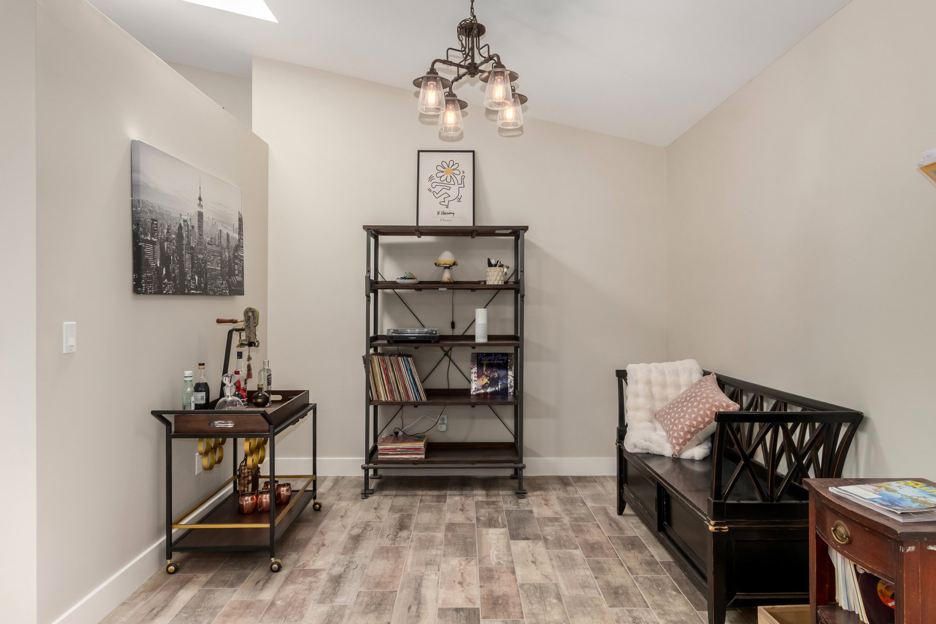 3439 N 45TH Place