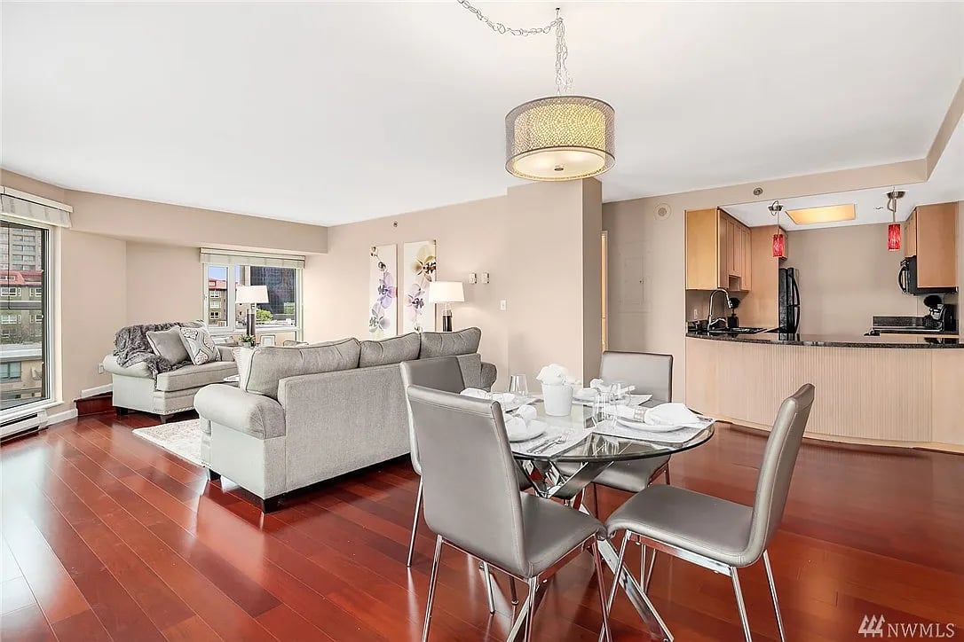 121 Vine St #605