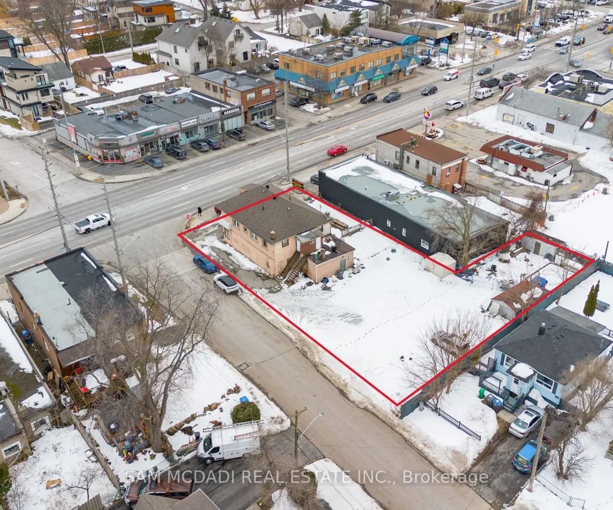 735 Lakeshore Rd E, #733