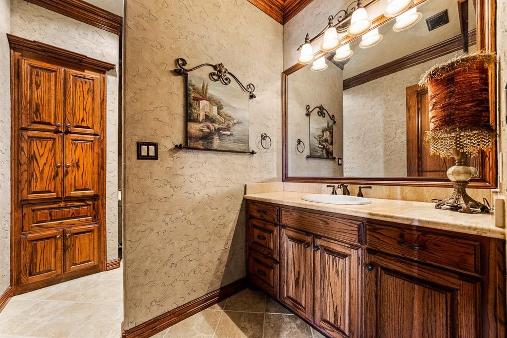 9553 Bella Terra Dr