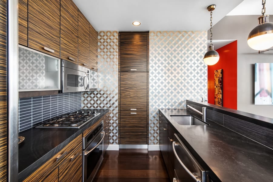 101 W 24th St, #31B